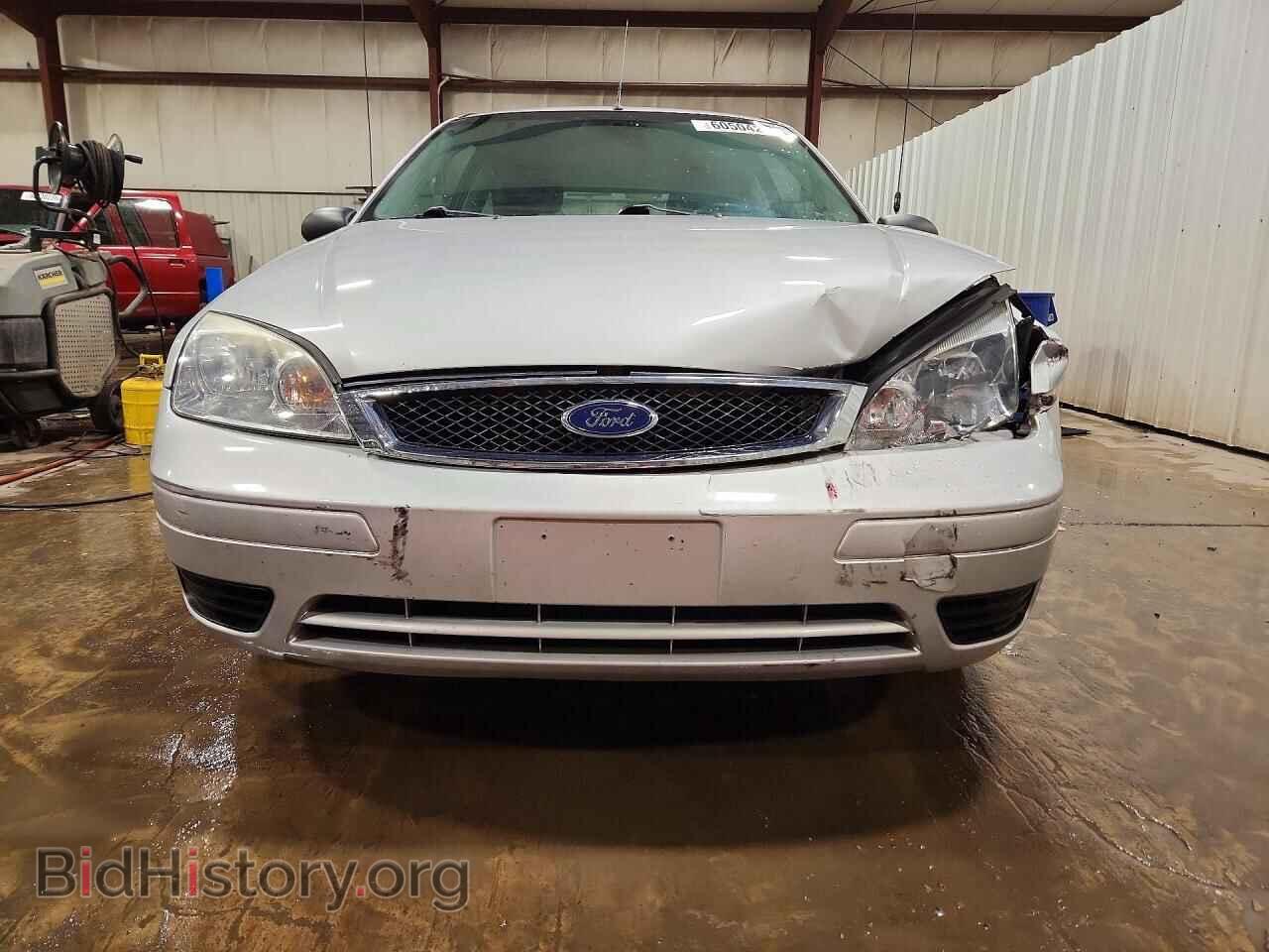 2005 FORD FOCUS - VIN: 3FAFP31N15R129895 - Фото 5