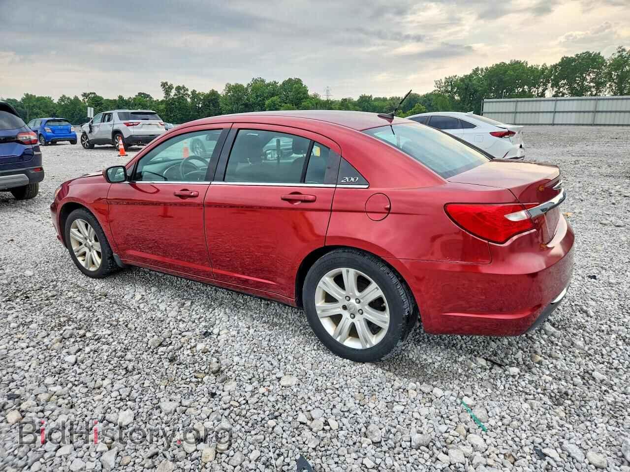 2013 CHRYSLER 200 - VIN: 1C3CCBAB9DN733032 - Фото 2