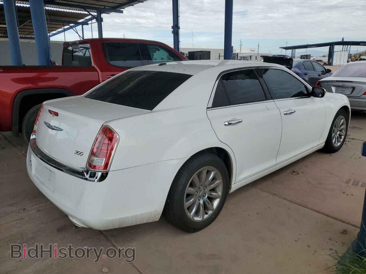 2012 CHRYSLER 300 - VIN: 2C3CCACG2CH165586 - Фото 3