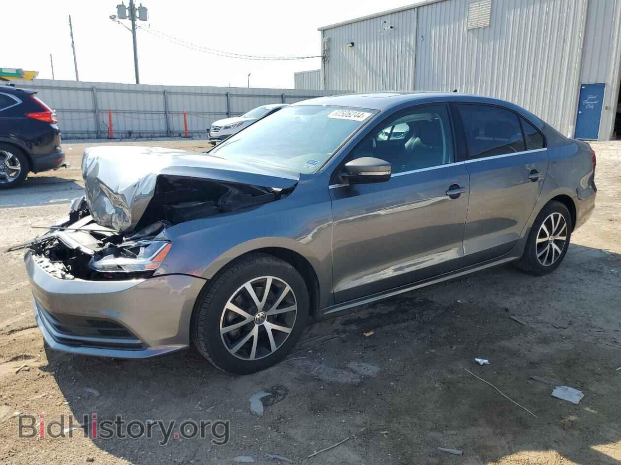 Фотография 3VWDB7AJ7HM206580 - VOLKSWAGEN JETTA 2017