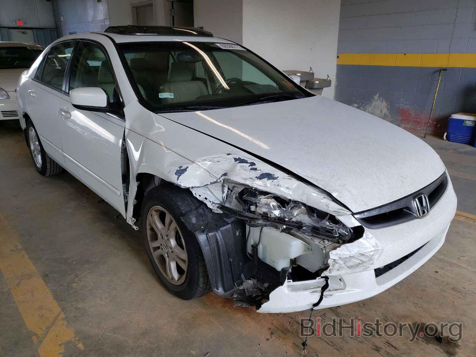 Photo 1HGCM56877A111842 - HONDA ACCORD 2007