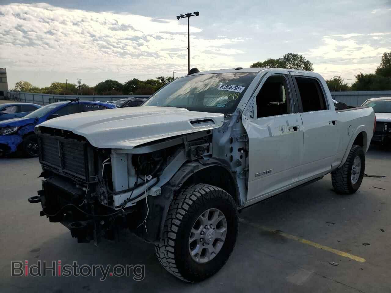 2022 RAM 2500 - VIN: 3C6UR5FL3NG127048 - Фото 2