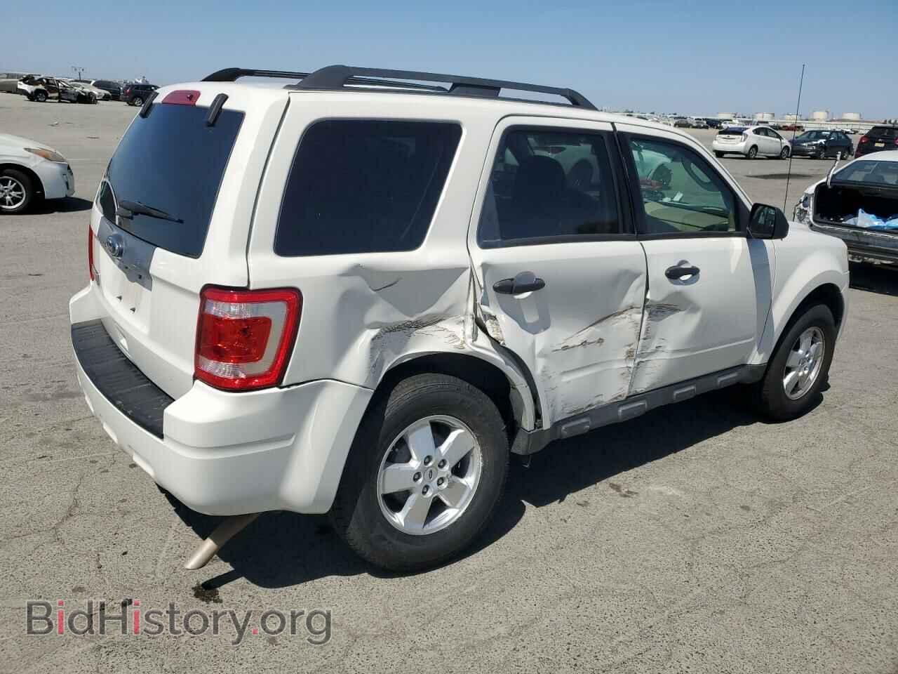 2012 FORD ESCAPE - VIN: 1FMCU0D77CKC19082 - Photo 3