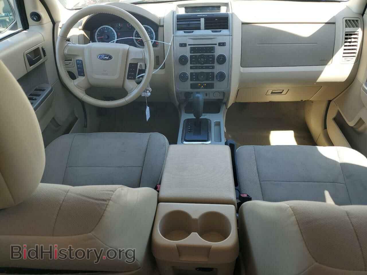 2012 FORD ESCAPE - VIN: 1FMCU0D77CKC19082 - Photo 8