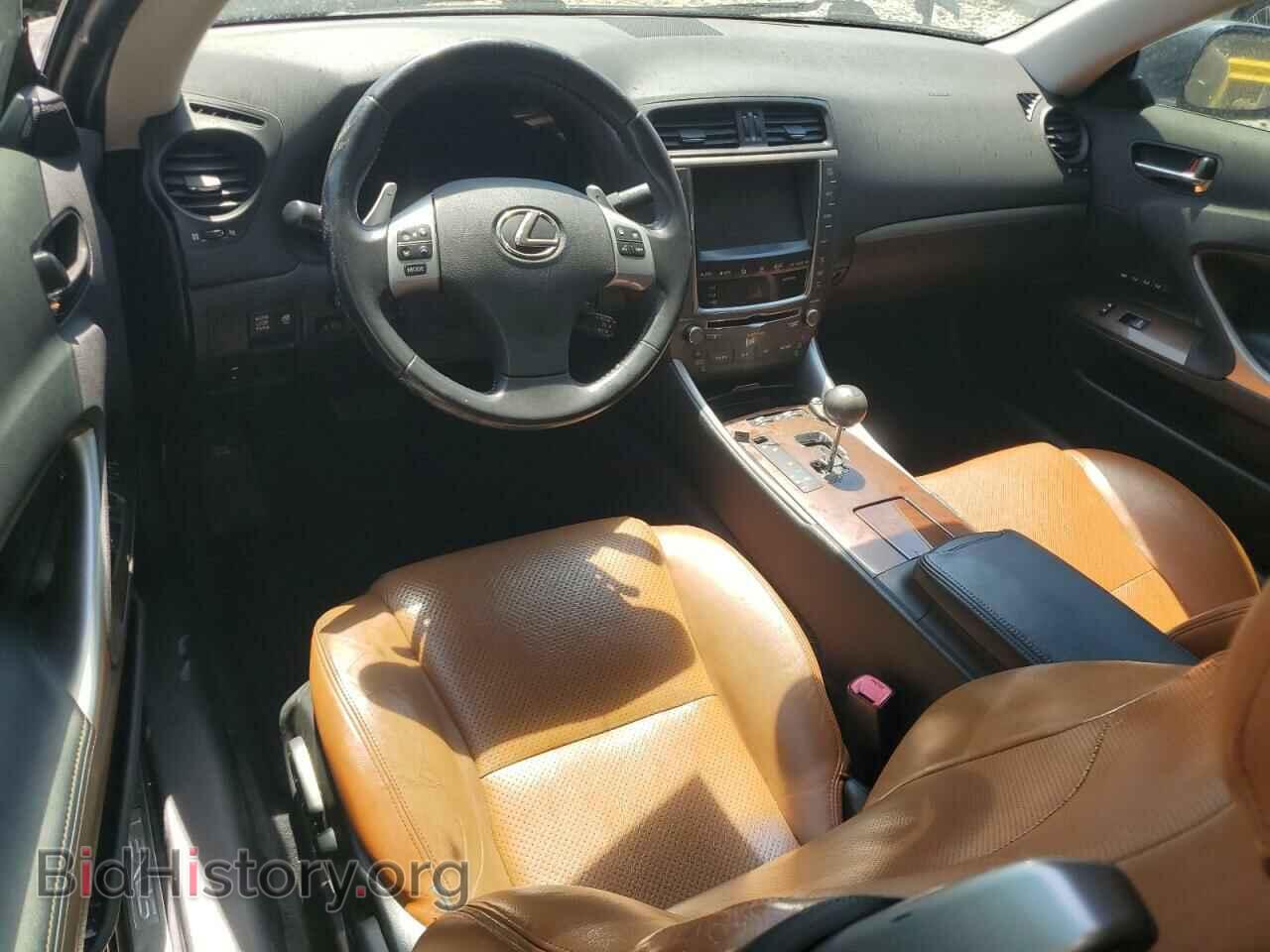 2011 LEXUS IS - VIN: JTHFE2C25B2505560 - Photo 8
