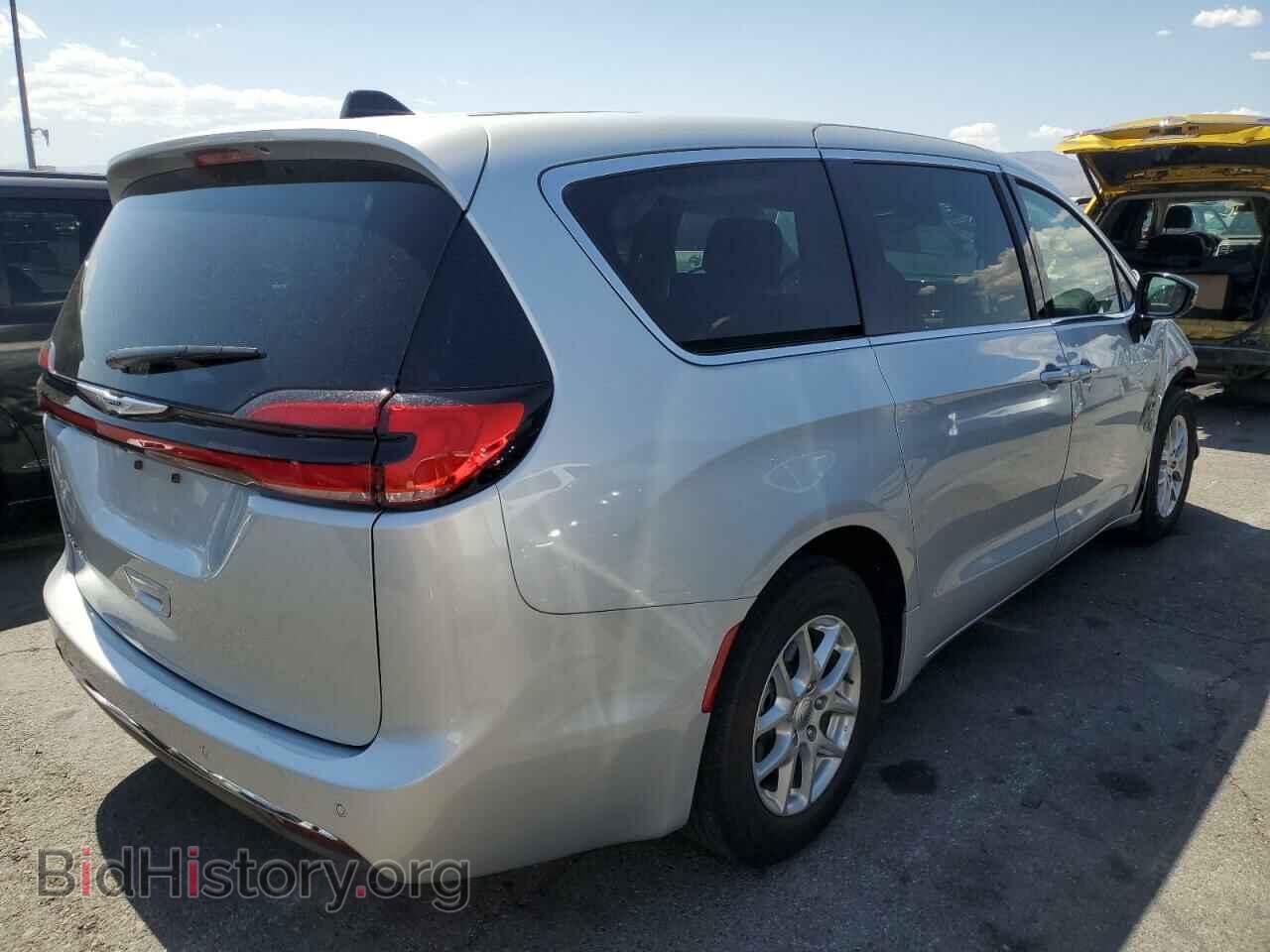 2024 CHRYSLER PACIFICA - VIN: 2C4RC1BG5RR156312 - Фото 3