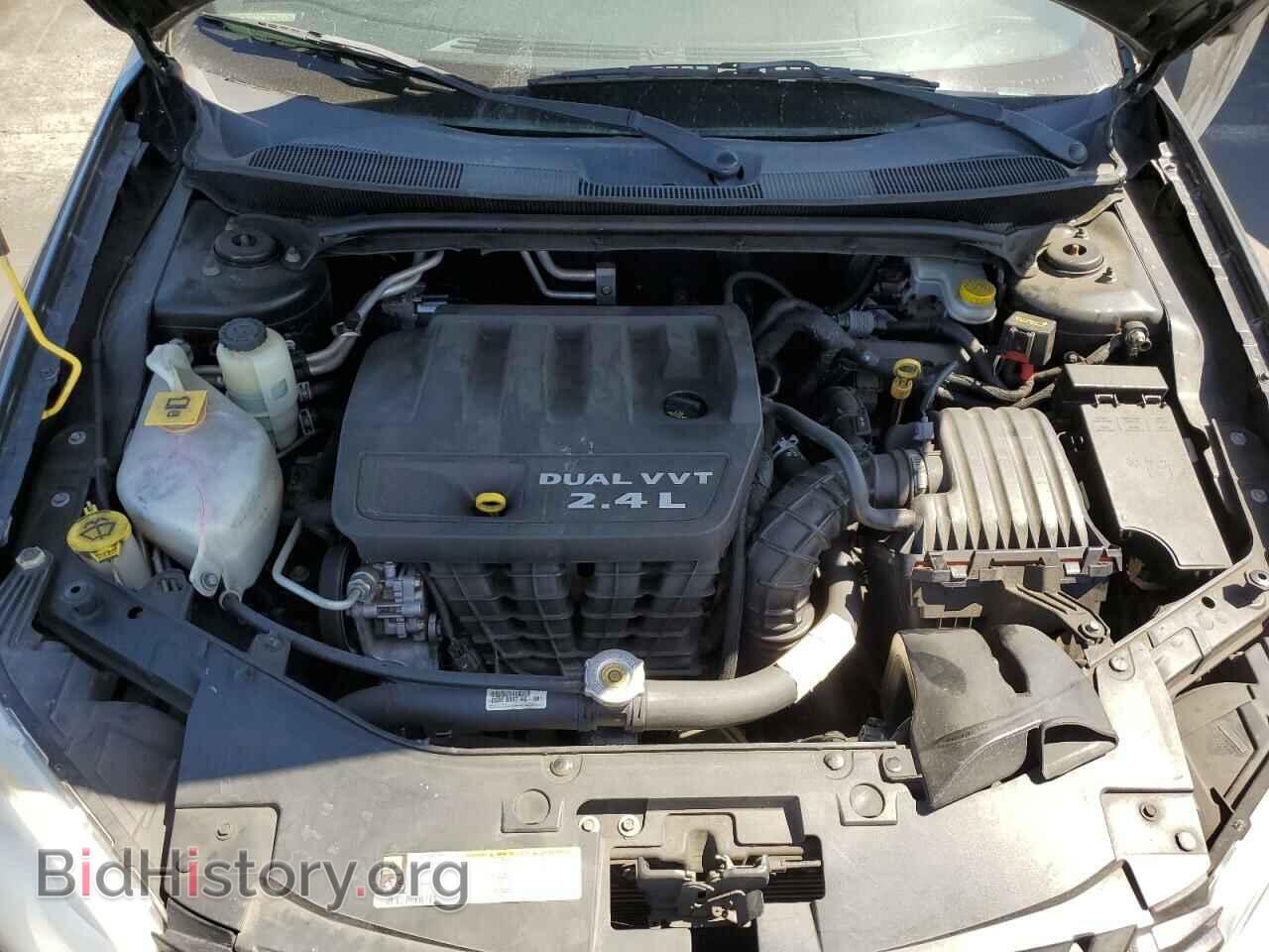 2011 CHRYSLER 200 - VIN: 1C3CCBAB7DN573796 - Photo 11