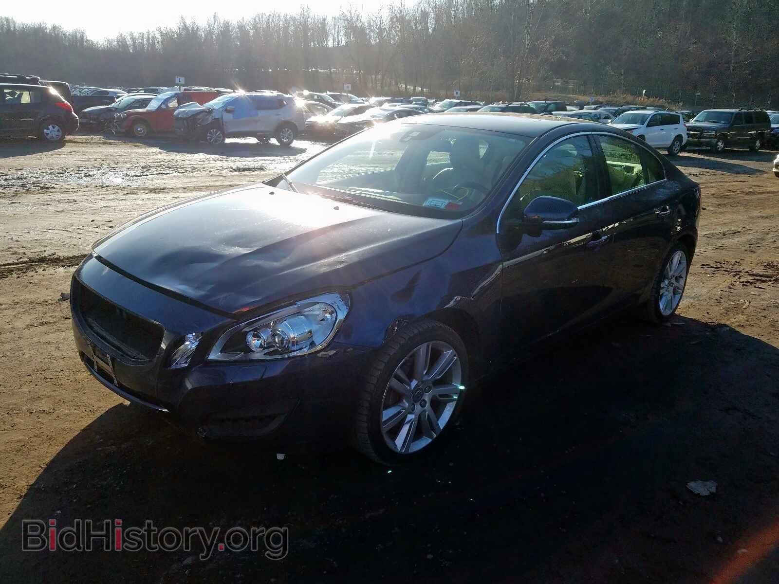2011 VOLVO S60 - VIN: YV1902FH2B2016119 - Фото 2