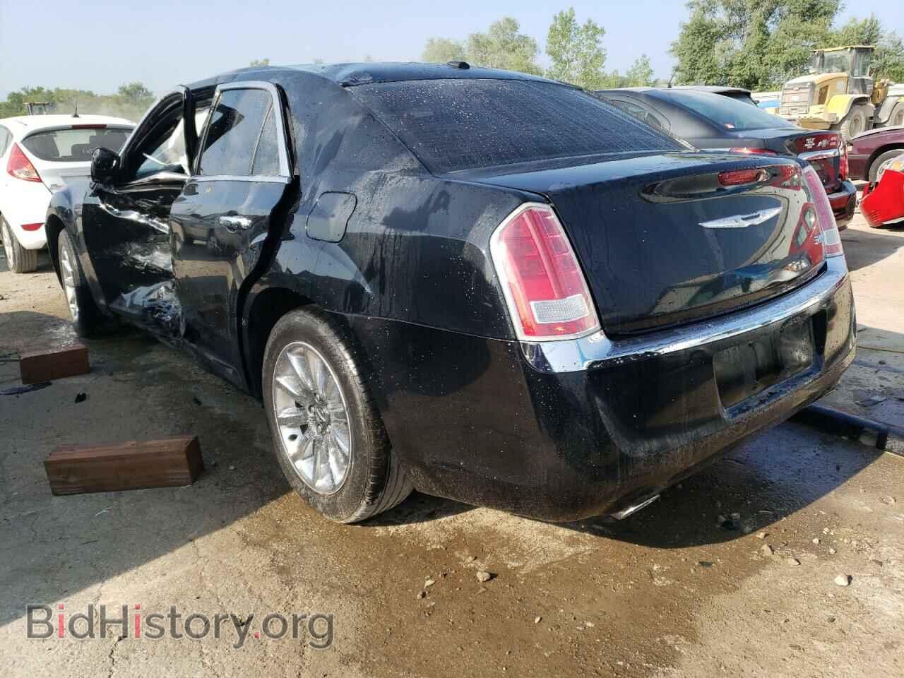 2012 CHRYSLER 300 - VIN: 2C3CCACG0CH192916 - Фото 2