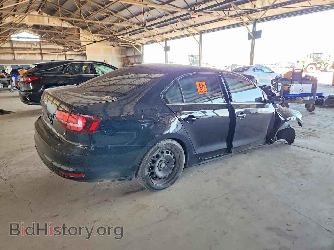 2017 VOLKSWAGEN JETTA - VIN: 3VW2B7AJ2HM323023 - Фото 3