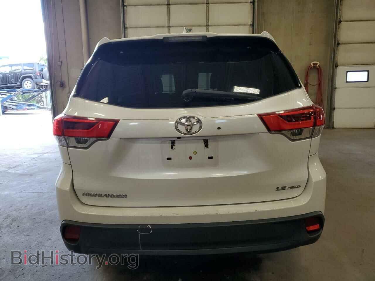 2017 TOYOTA HIGHLANDER - VIN: 5TDBZRFH9HS459794 - Фото 6