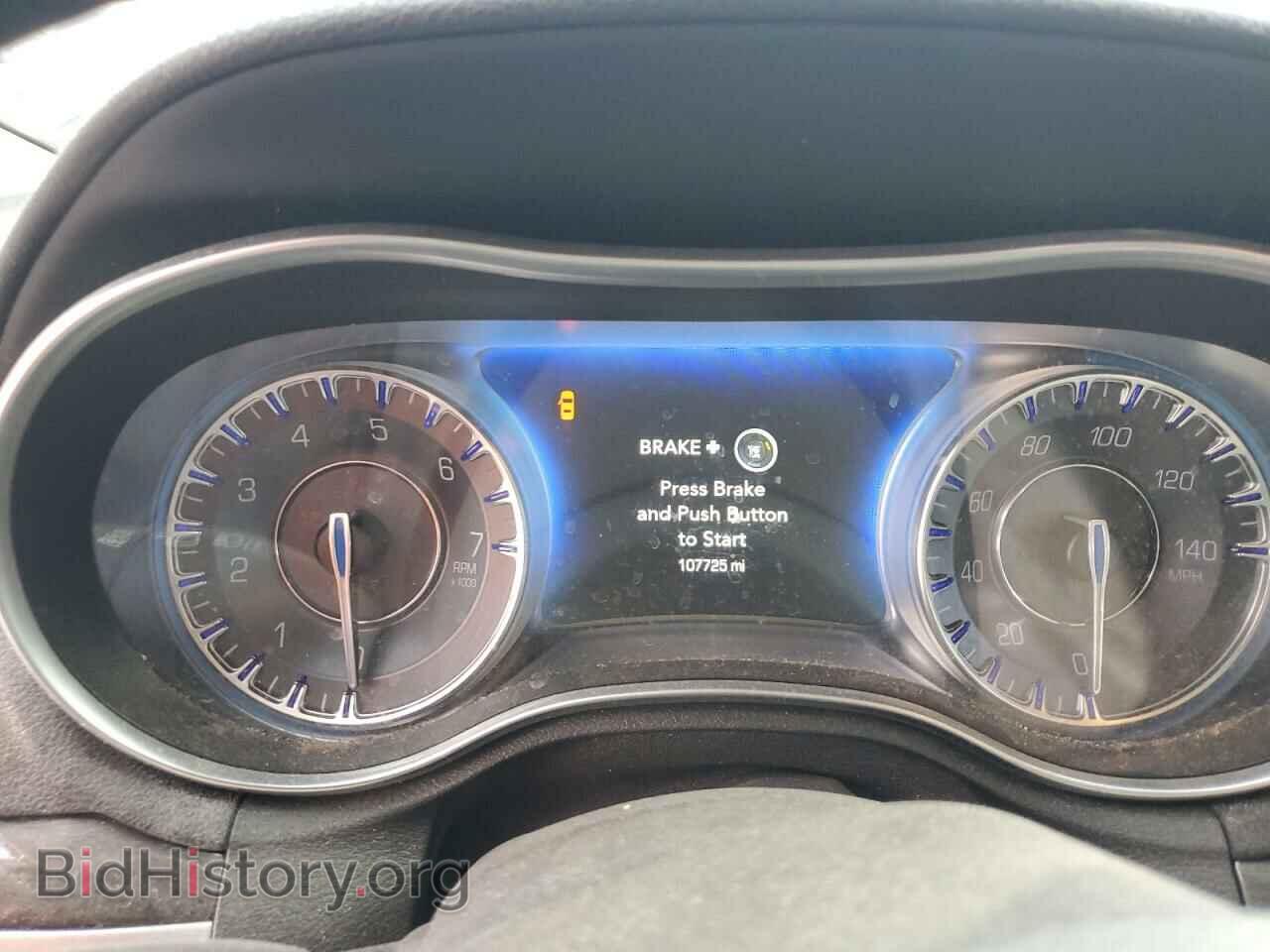2017 CHRYSLER 300 - VIN: 2C3CCAAG2HH560197 - Фото 9