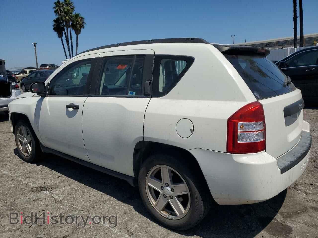 2007 JEEP COMPASS - VIN: 1J8FT47W57D146182 - Фото 2
