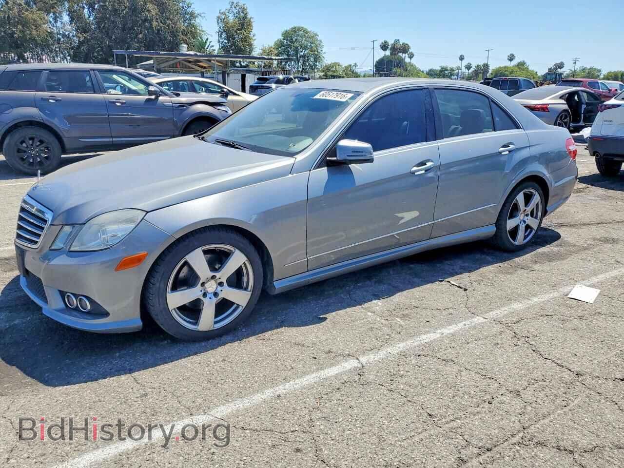 Photo WDDHF5GB2AA073894 - MERCEDES-BENZ E-CLASS 2010