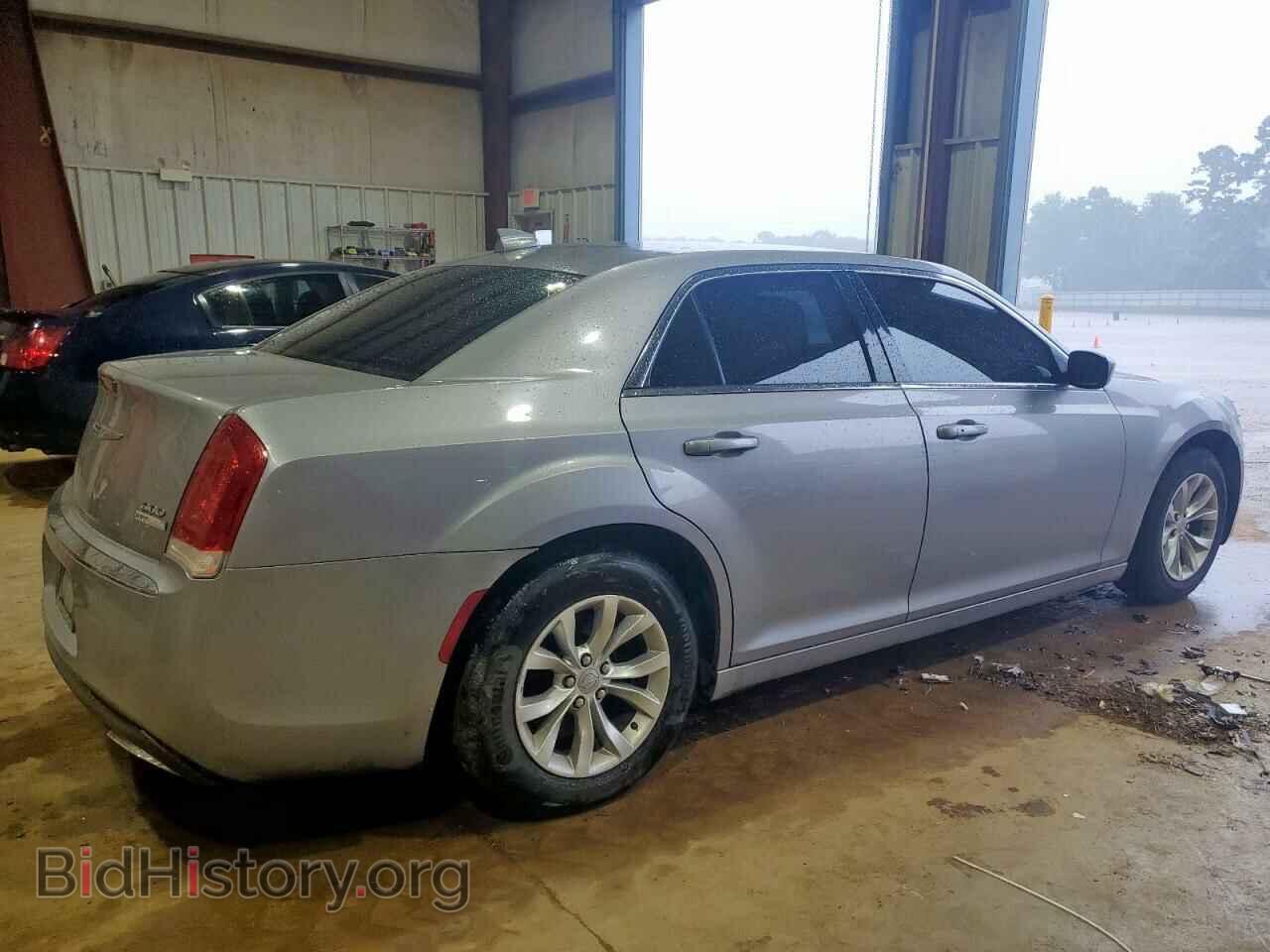 2015 CHRYSLER 300 - VIN: 2C3CCAAG5FH931821 - Фото 3