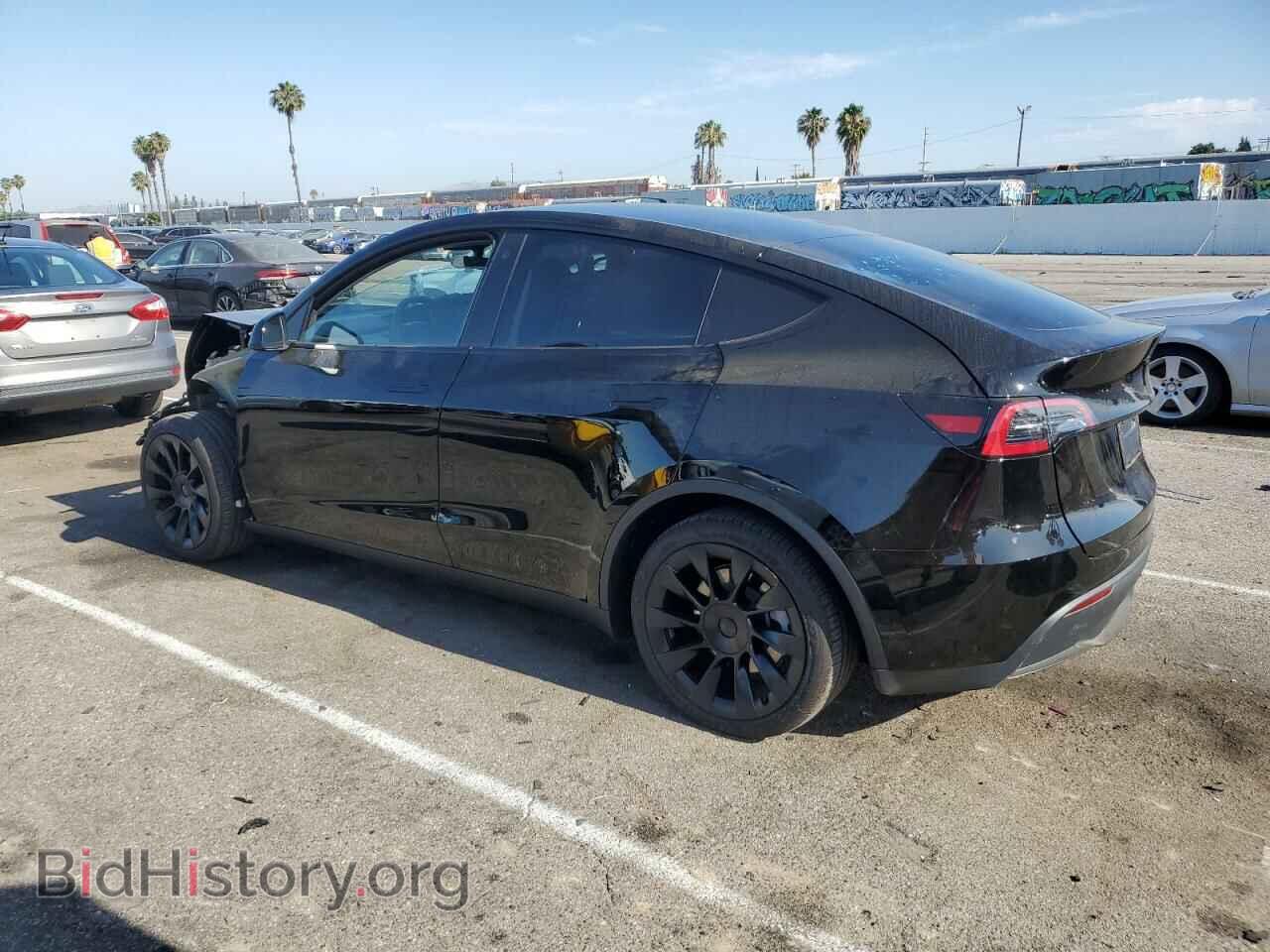 2023 TESLA MODEL Y - VIN: 7SAYGDEEXPA110236 - Фото 2