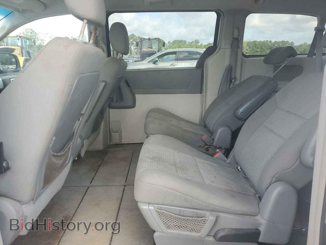 2010 CHRYSLER MINIVAN - VIN: 2A4RR5D11AR166364 - Photo 11