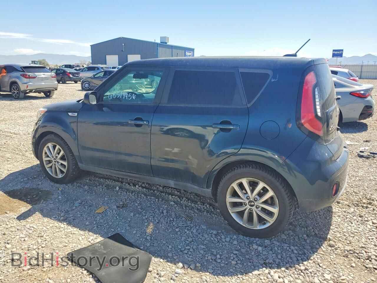 2017 KIA SOUL - VIN: KNDJP3A57H7464143 - Фото 2