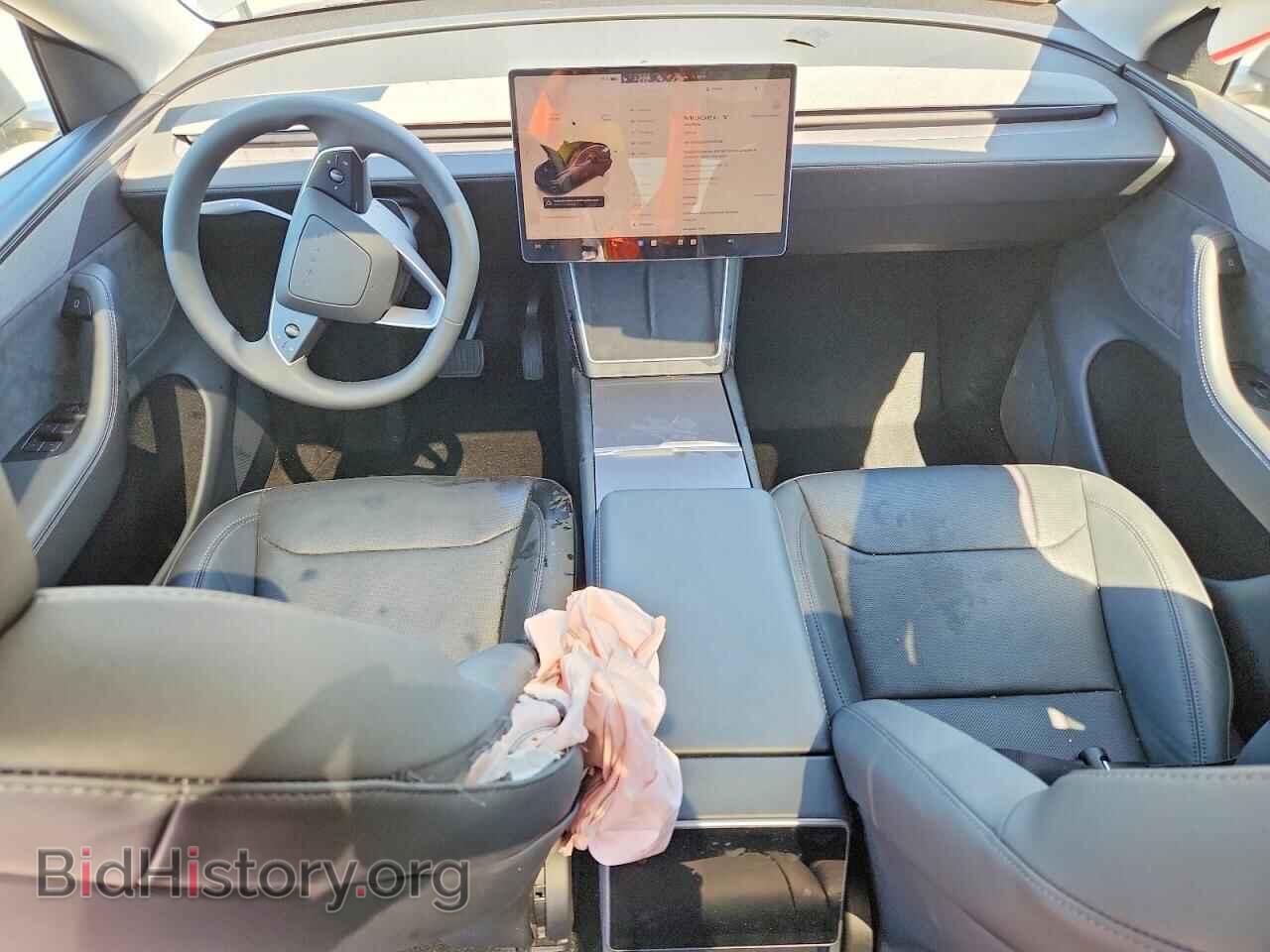 2026 TESLA MODEL Y - VIN: 7SAYGDED9TF521728 - Photo 8