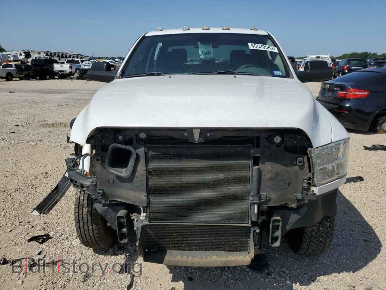 2018 RAM All Models - VIN: 3C63RRGLXJG305632 - Photo 5