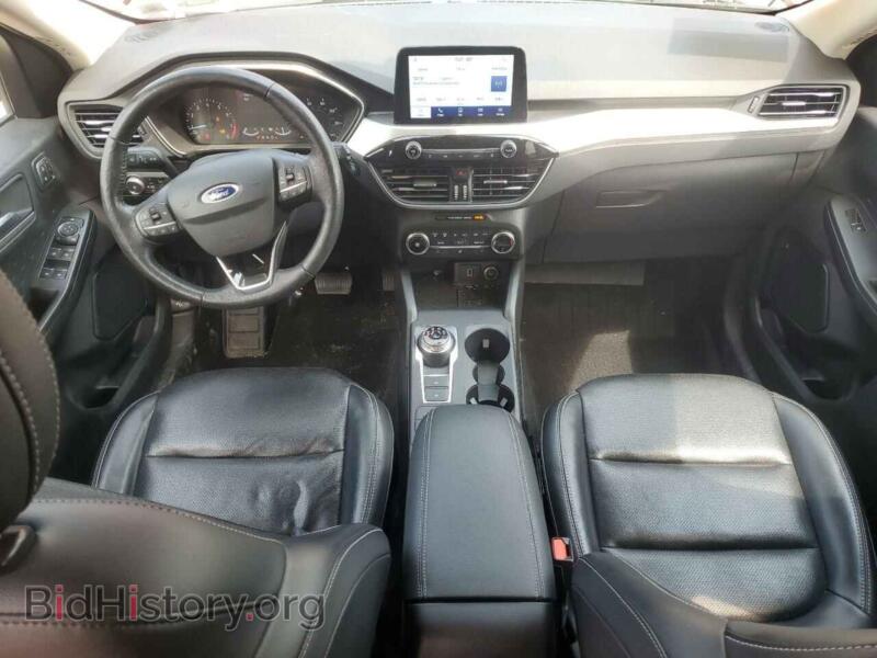 2020 Ford ESCAPE (VIN 1FMCU9H63LUA89988) — фото 8 из 15