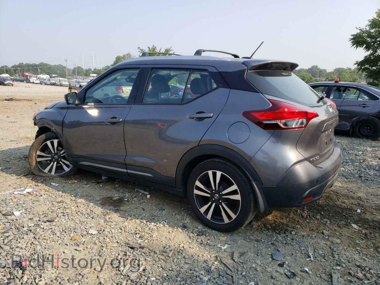 2019 NISSAN KICKS - VIN: 3N1CP5CU3KL558566 - Фото 2