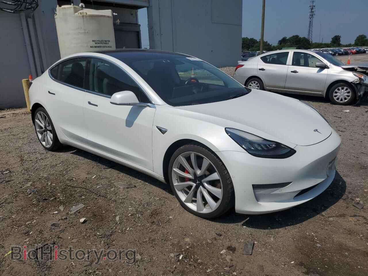 2018 TESLA MODEL 3 - VIN: 5YJ3E1EB7JF107810 - Photo 4