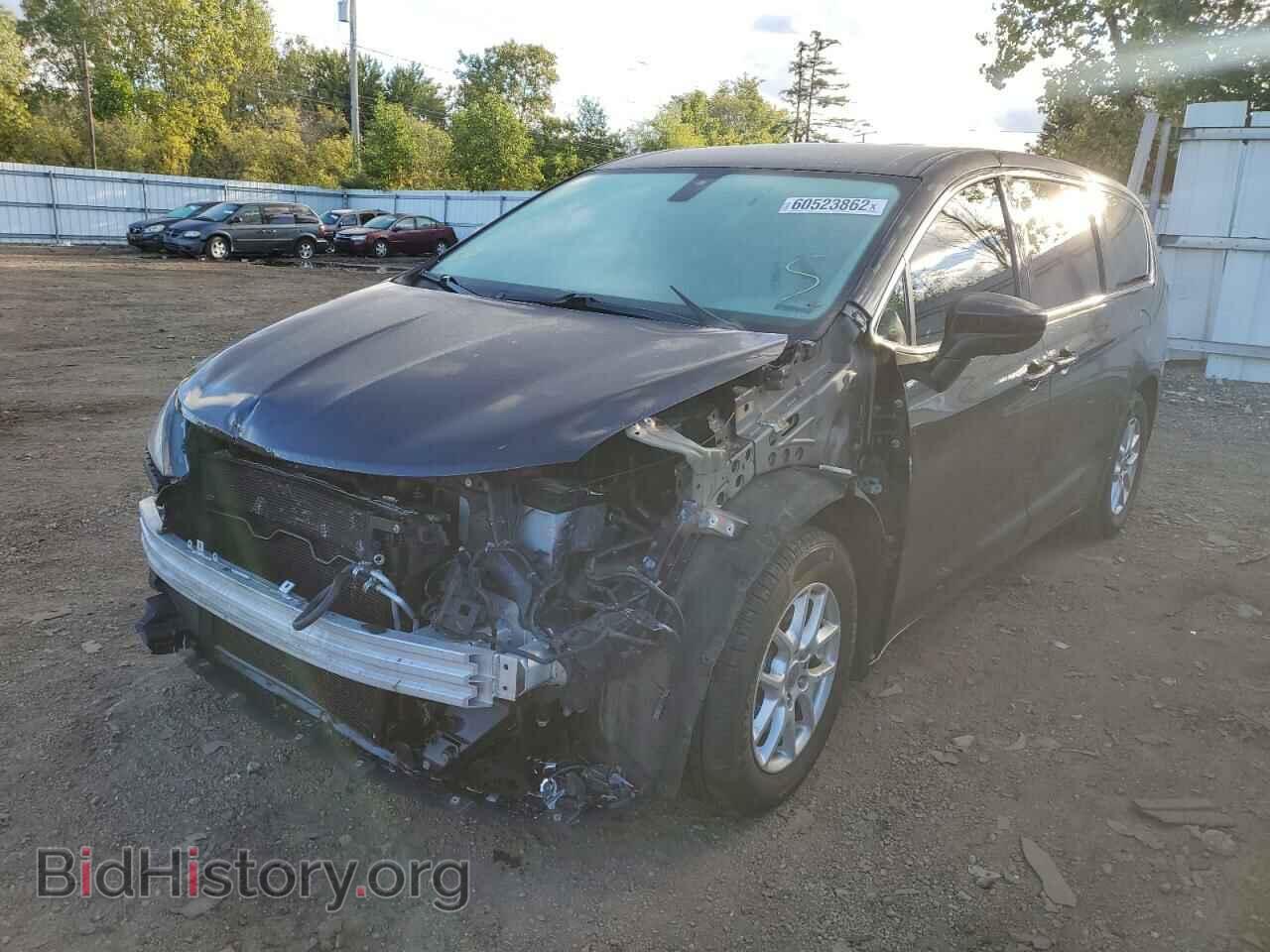 2017 CHRYSLER PACIFICA - VIN: 2C4RC1DG6HR685070 - Photo 2