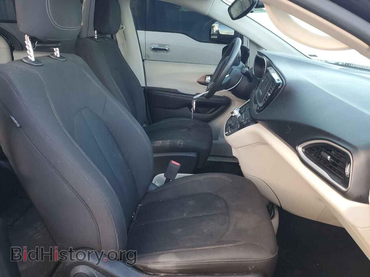 2017 CHRYSLER PACIFICA - VIN: 2C4RC1DG6HR685070 - Photo 5