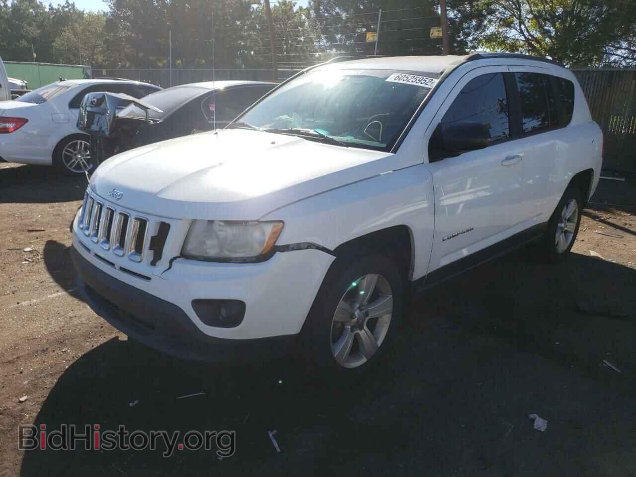 2013 JEEP COMPASS - VIN: 1C4NJDBB2DD228895 - Фото 2