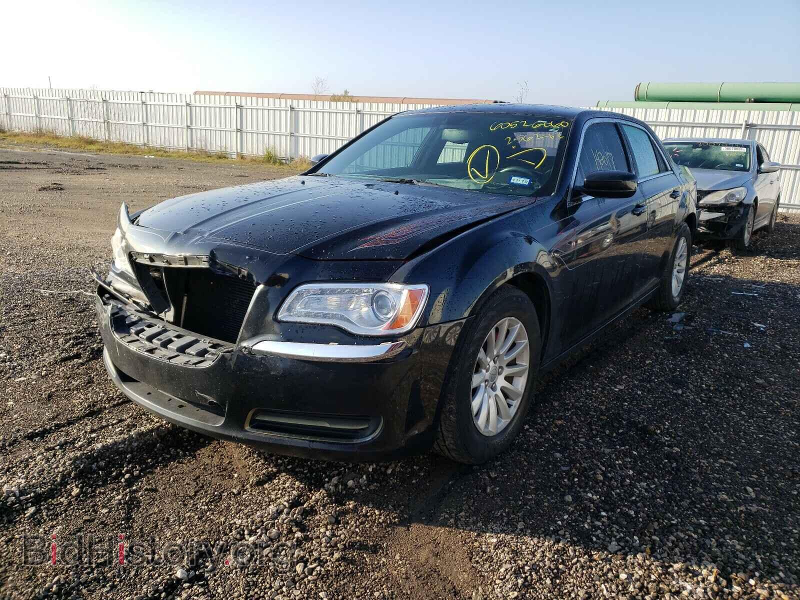2012 CHRYSLER 300 - VIN: 2C3CCAAG6CH256282 - Фото 2