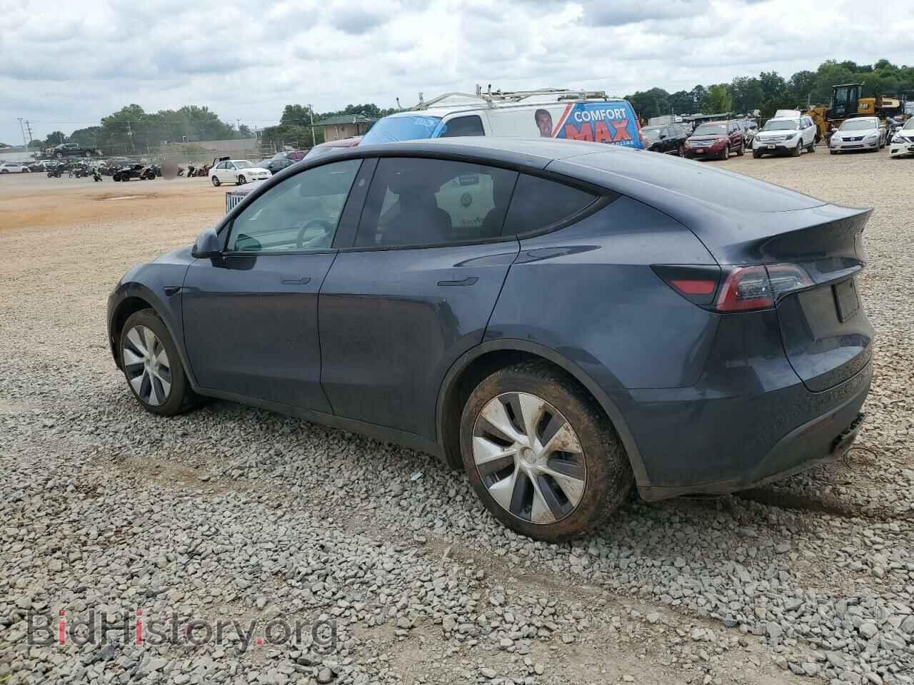 2024 TESLA MODEL Y - VIN: 7SAYGDEE8RA243340 - Фото 2