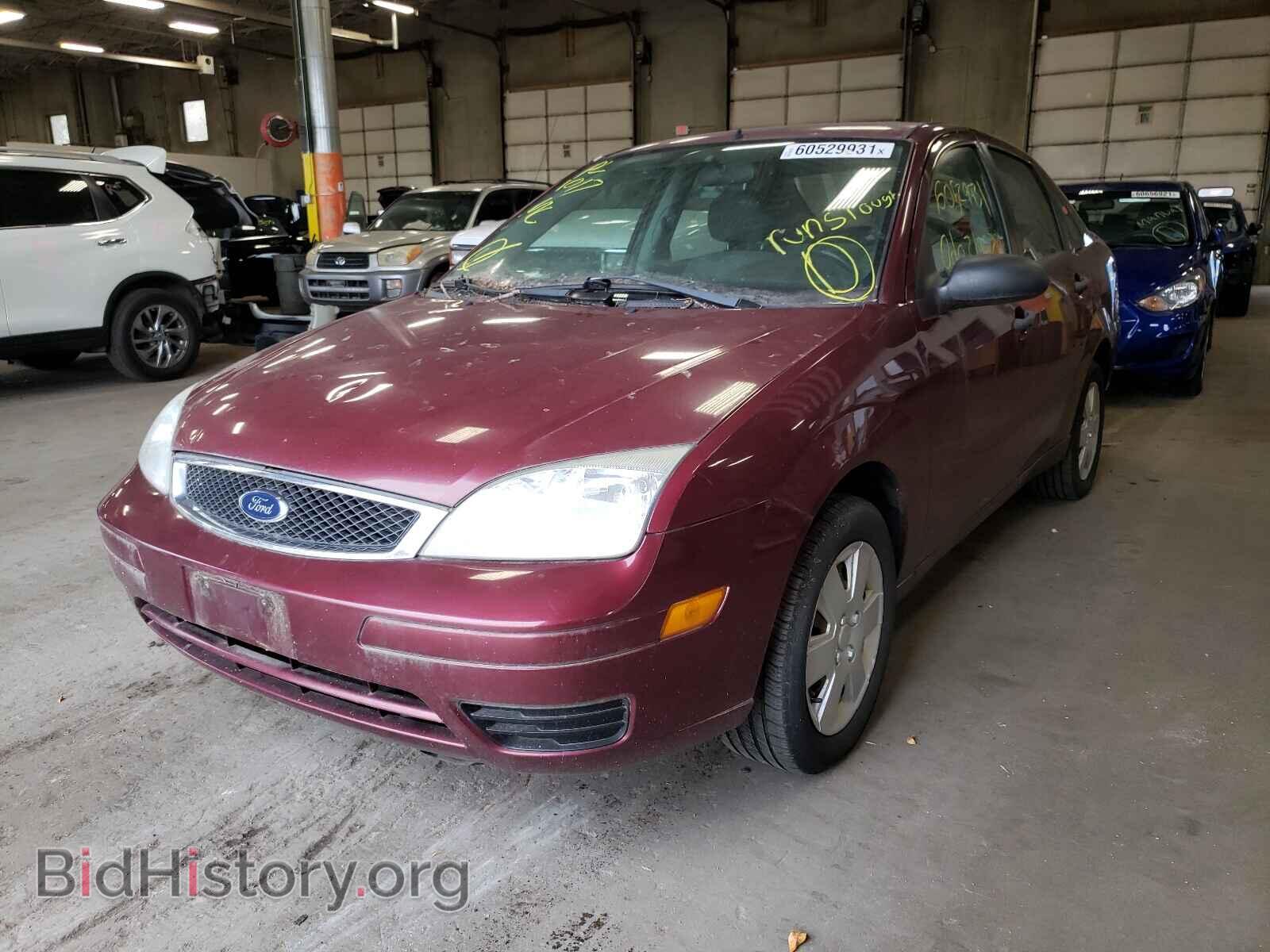 2007 FORD FOCUS - VIN: 1FAFP34N07W173382 - Фото 2