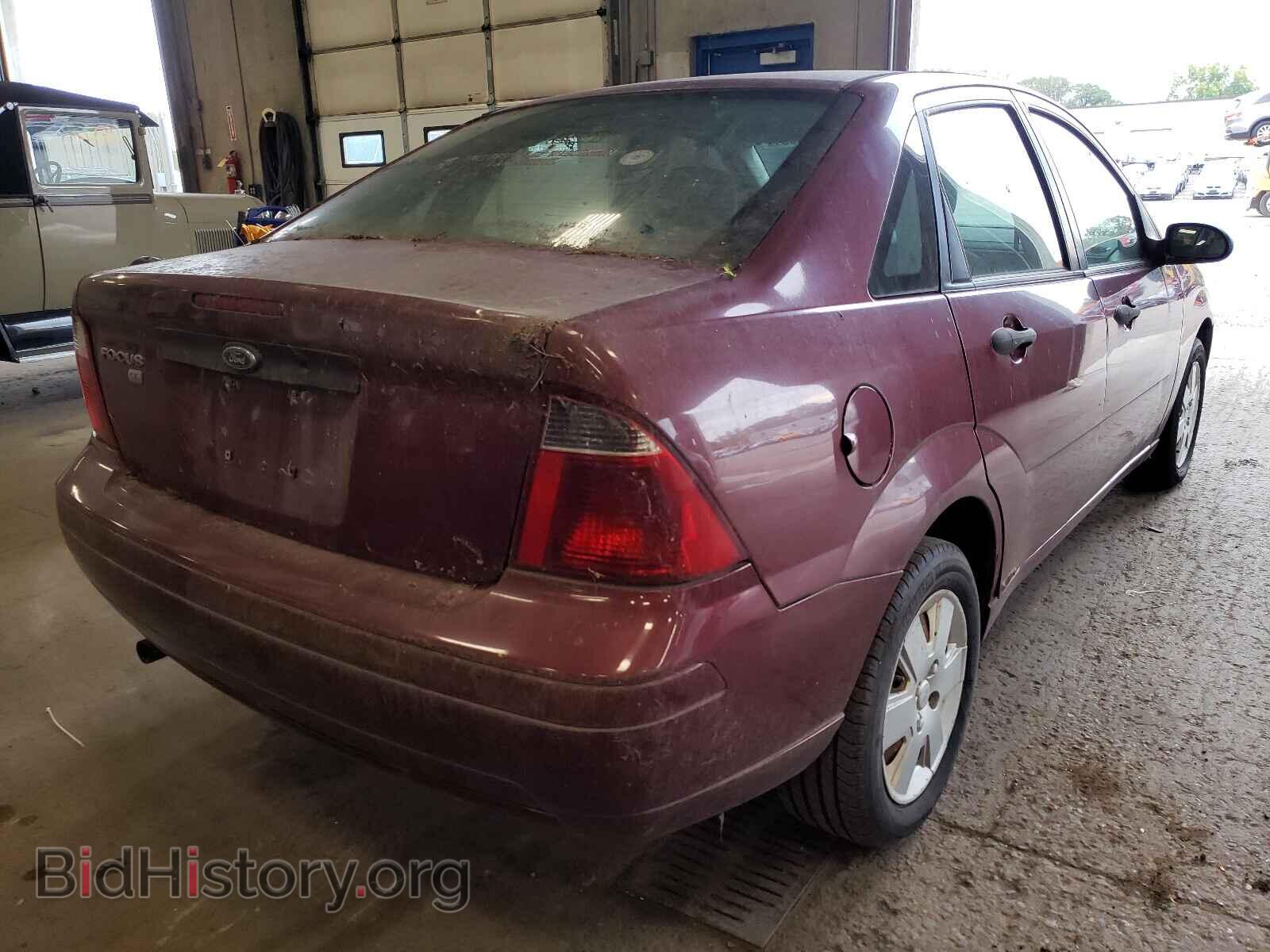 2007 FORD FOCUS - VIN: 1FAFP34N07W173382 - Фото 4