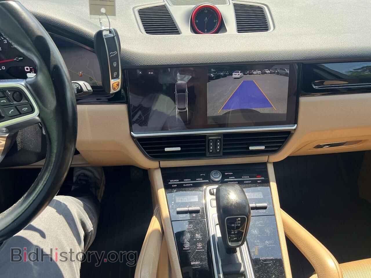 2020 PORSCHE CAYENNE - VIN: WP1AA2AY3LDA00801 - Photo 9