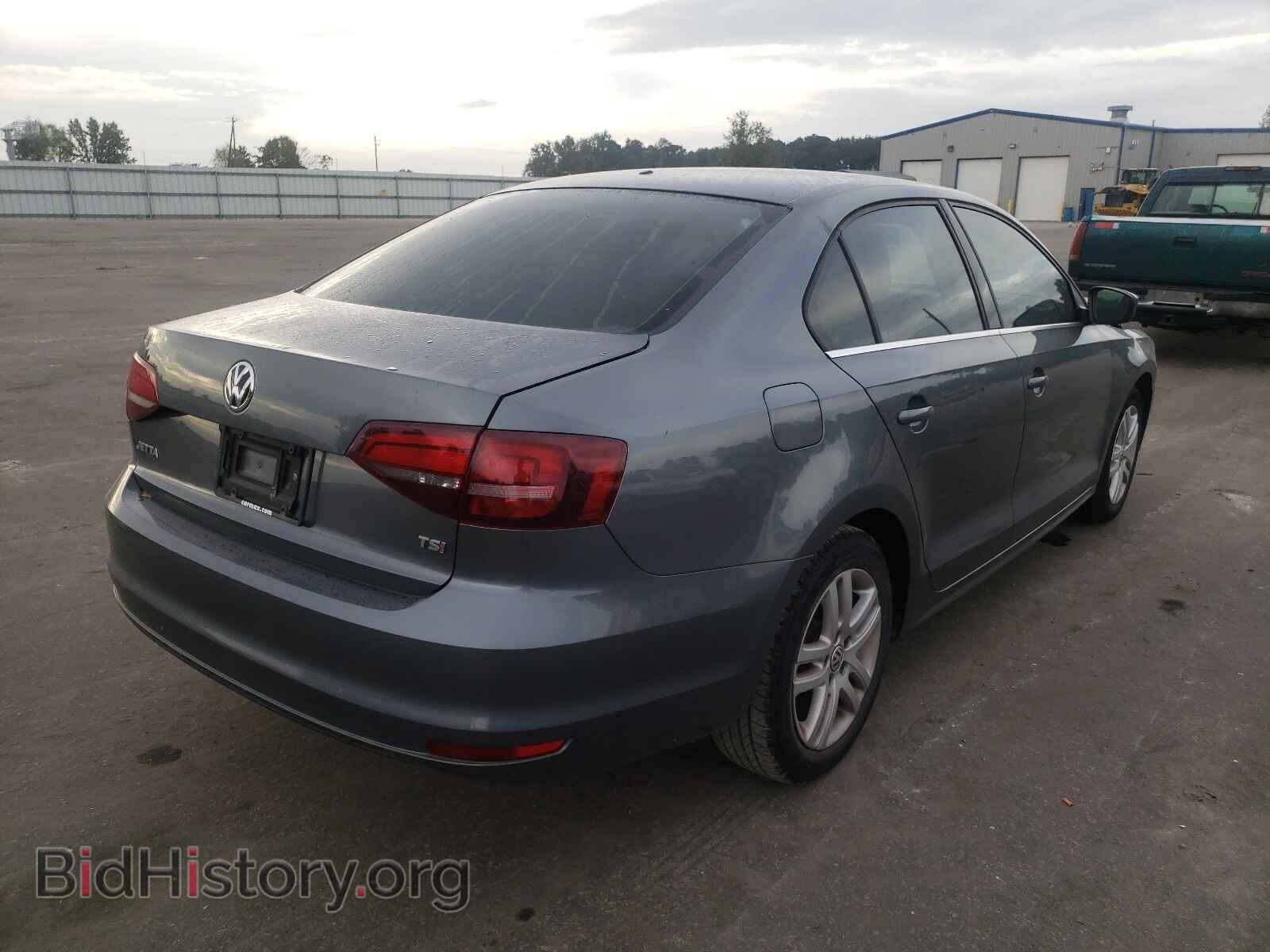 2017 VOLKSWAGEN JETTA - VIN: 3VW2B7AJ2HM343529 - Фото 4