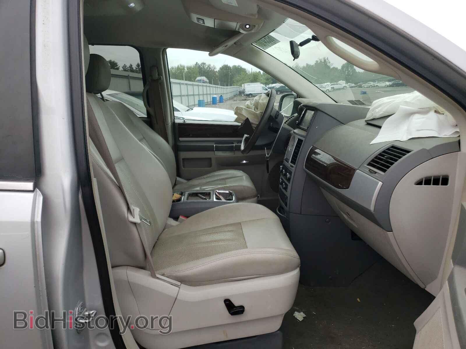 2009 CHRYSLER MINIVAN - VIN: 2A8HR54129R641932 - Фото 5