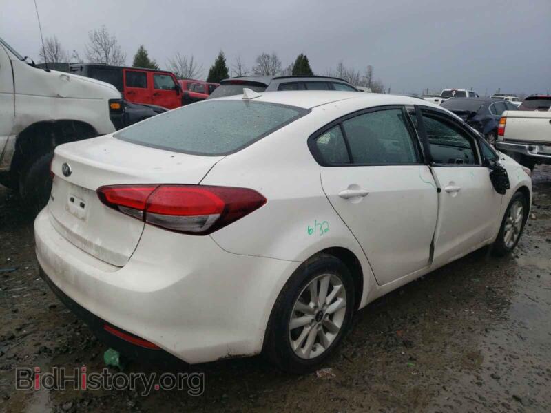 2017 Kia FORTE (VIN 3KPFL4A70HE054177) — фото 4 из 10