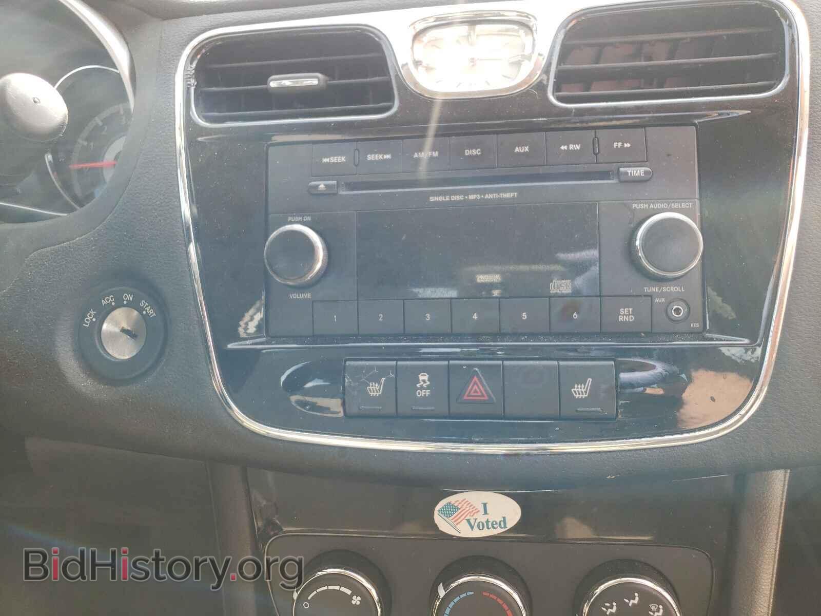 2012 CHRYSLER 200 - VIN: 1C3CCBAG7CN228407 - Фото 9