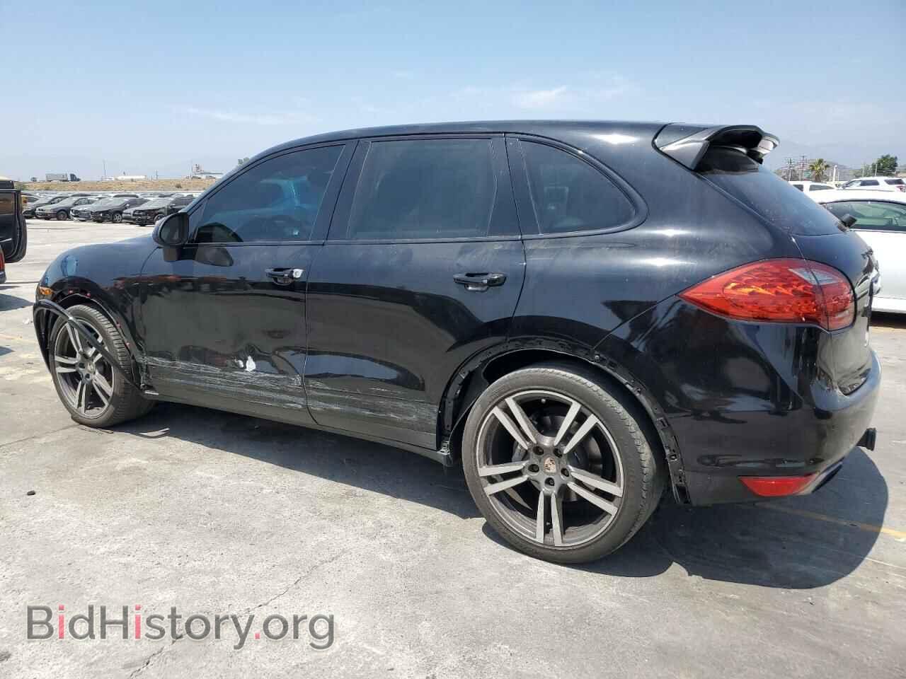 2011 PORSCHE CAYENNE - VIN: WP1AE2A29BLA91738 - Фото 2