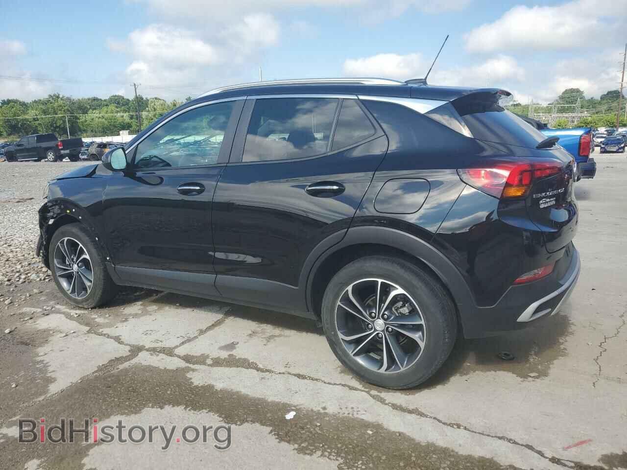 2022 BUICK ENCORE - VIN: KL4MMDSL2NB062610 - Photo 2