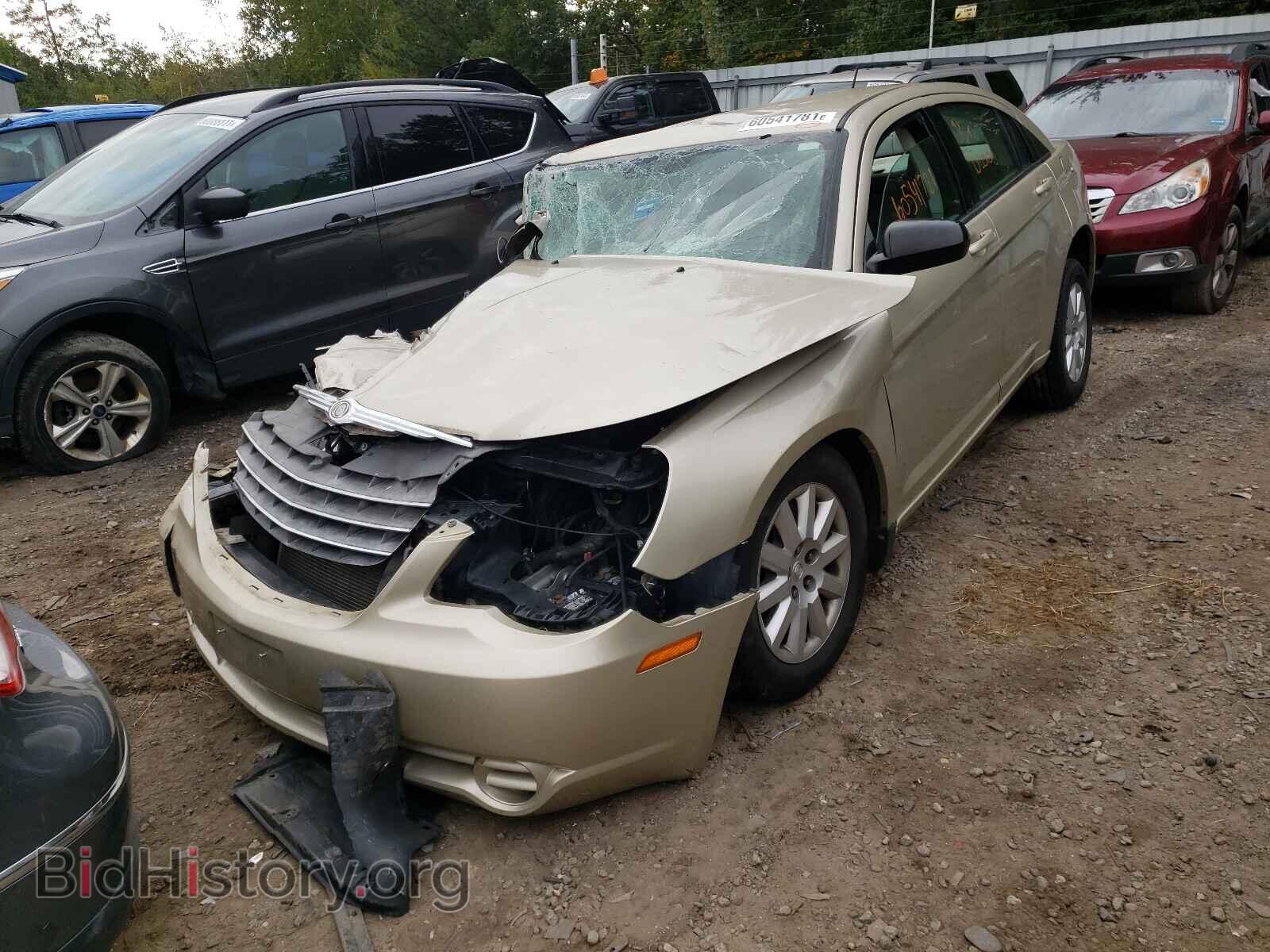 2010 CHRYSLER SEBRING - VIN: 1C3CC4FB7AN115689 - Фото 2