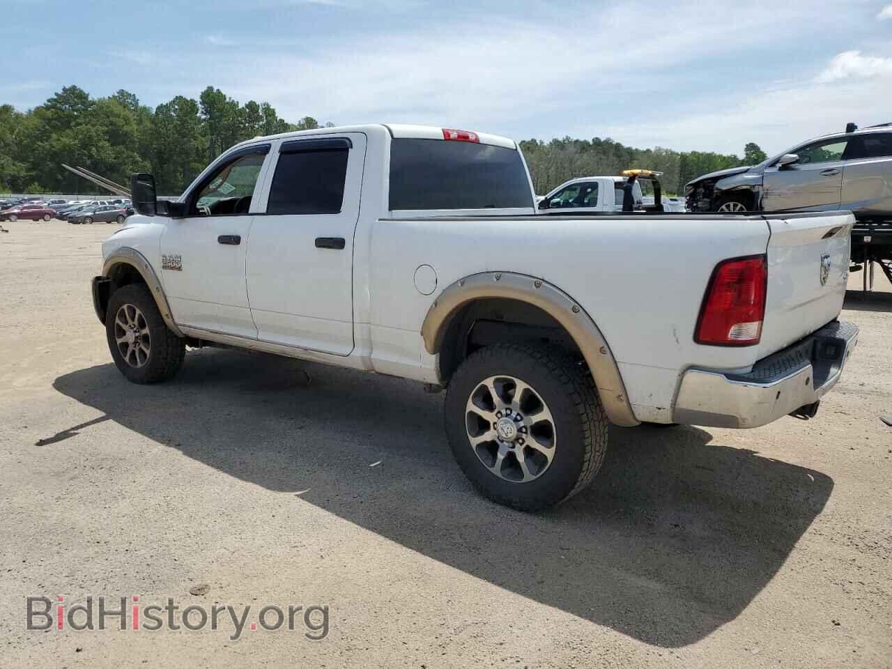 2014 RAM All Models - VIN: 3C6UR5CL2EG195670 - Фото 2