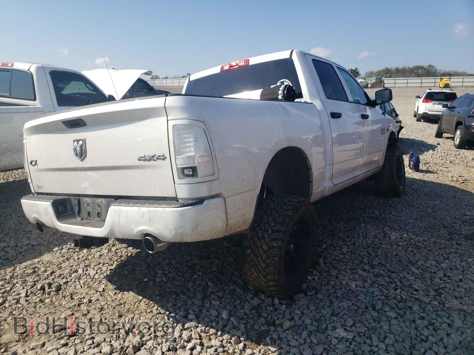 2015 RAM 1500 - VIN: 1C6RR7KTXFS588135 - Photo 4