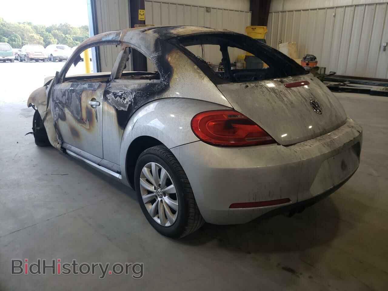 2014 VOLKSWAGEN BEETLE - VIN: 3VWF17AT5EM640425 - Фото 3