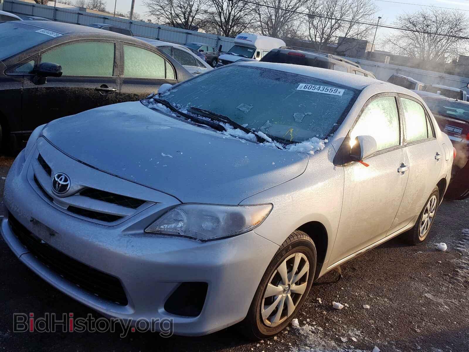 2011 TOYOTA COROLLA BA - VIN: 2T1BU4EE1BC735409 - Фото 2