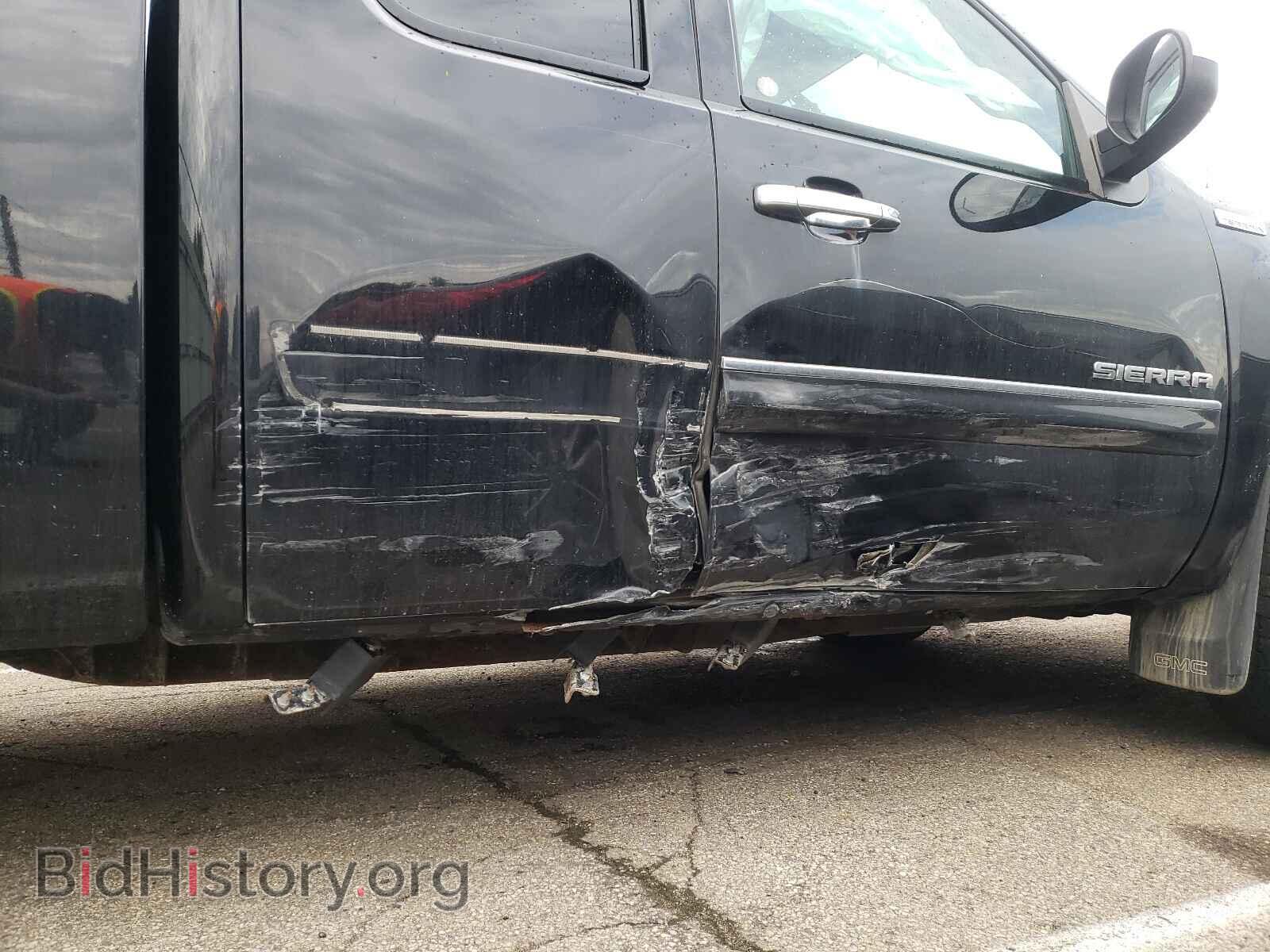 2011 GMC SIERRA - VIN: 1GTR2VE35BZ435421 - Фото 9