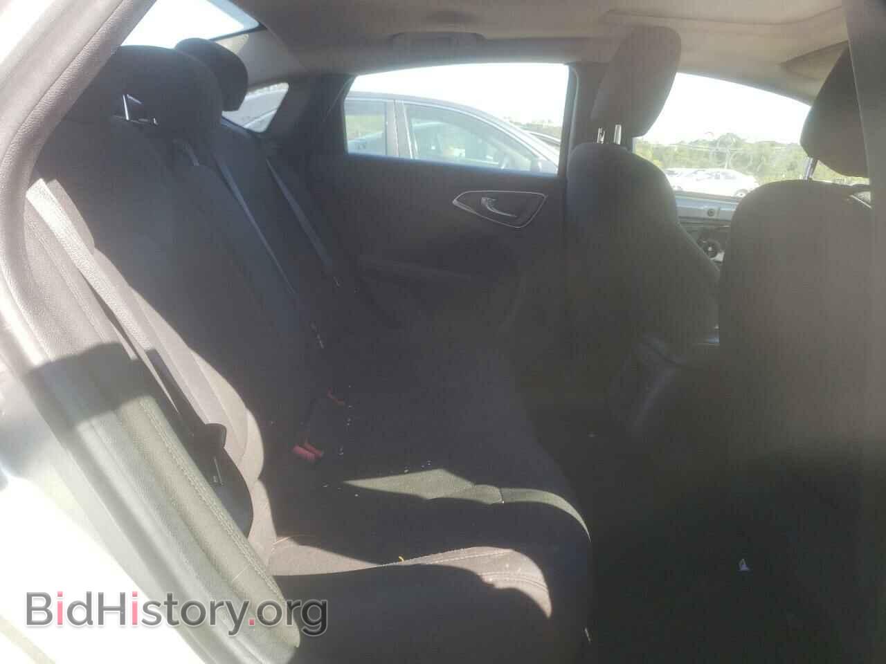 2016 CHRYSLER 200 - VIN: 1C3CCCAB7GN142448 - Фото 6