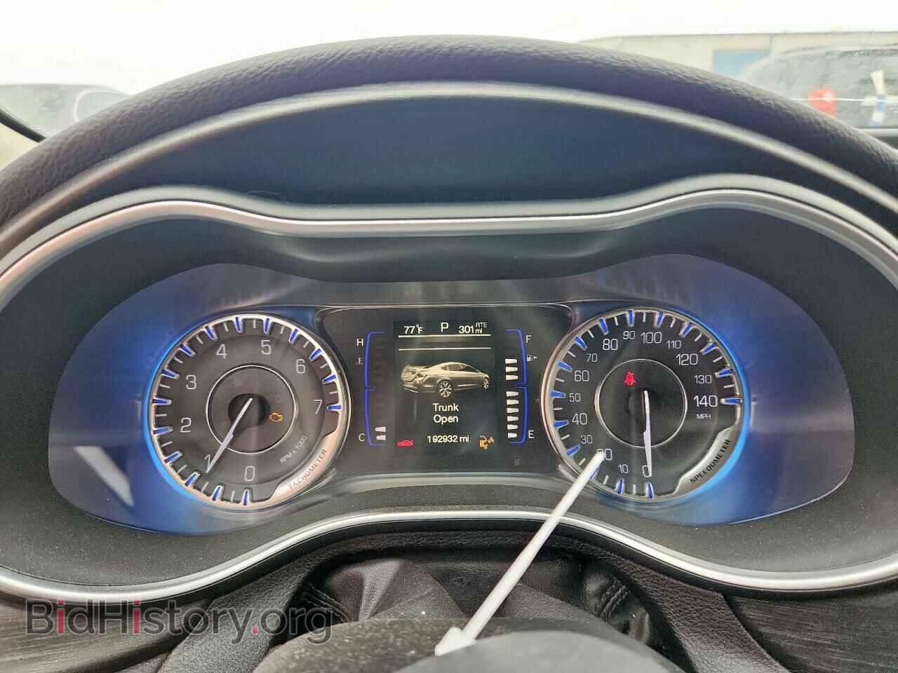 2015 CHRYSLER 200 - VIN: 1C3CCCAB8FN680655 - Фото 9