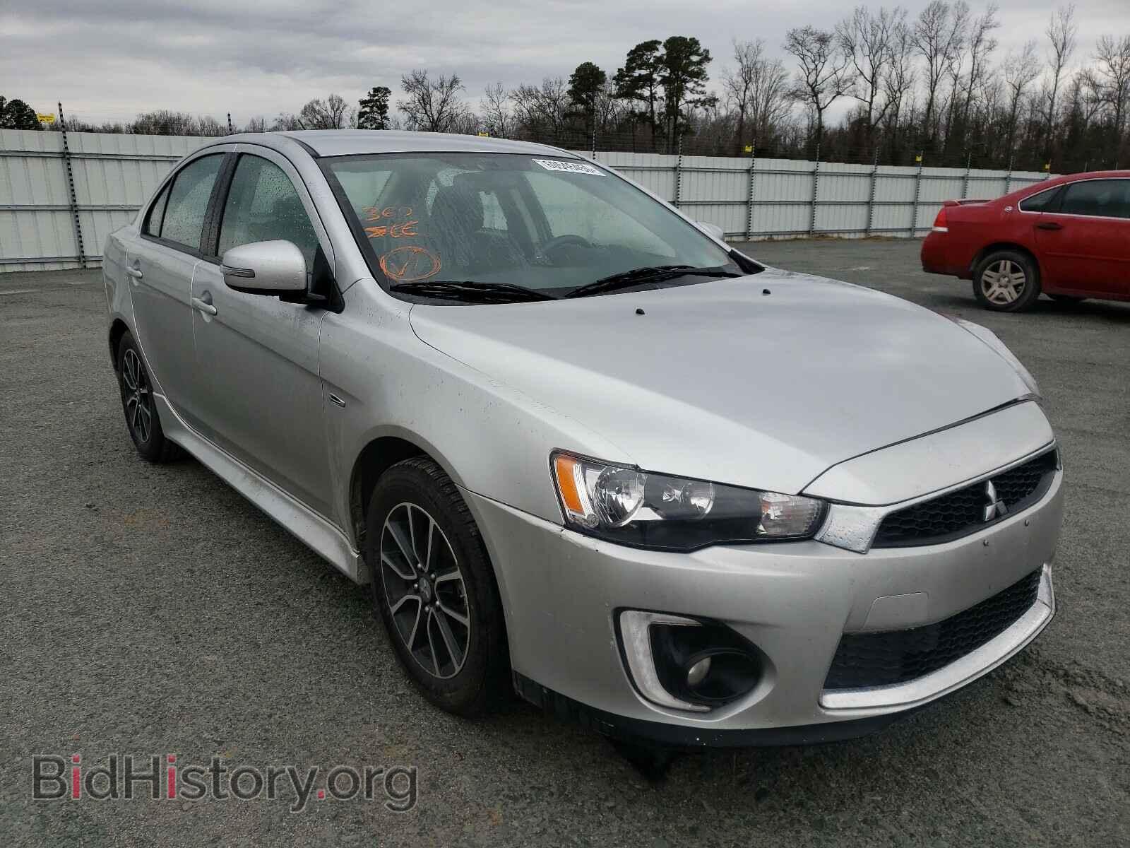Photo JA32U2FU7HU004911 - MITSUBISHI LANCER 2017